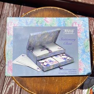 Stationary Chest by Rhapsody Collection New in Wrap 20 linen Sheet+env and 16 NC